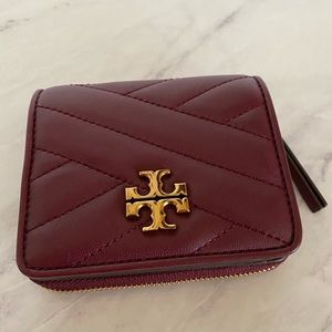 Tory Burch Kira Chevron Bi-Fold Wallet